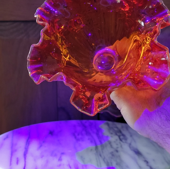 Fenton Amberina Compote - Picture 10 of 17